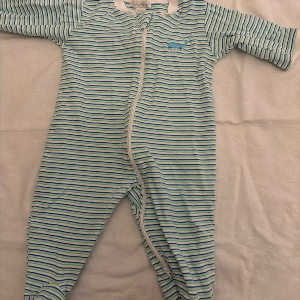 Kissy kissy striped footie 6–9 months